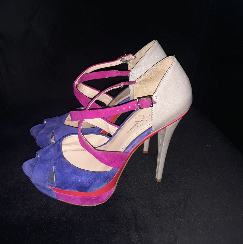 Stilettos heels